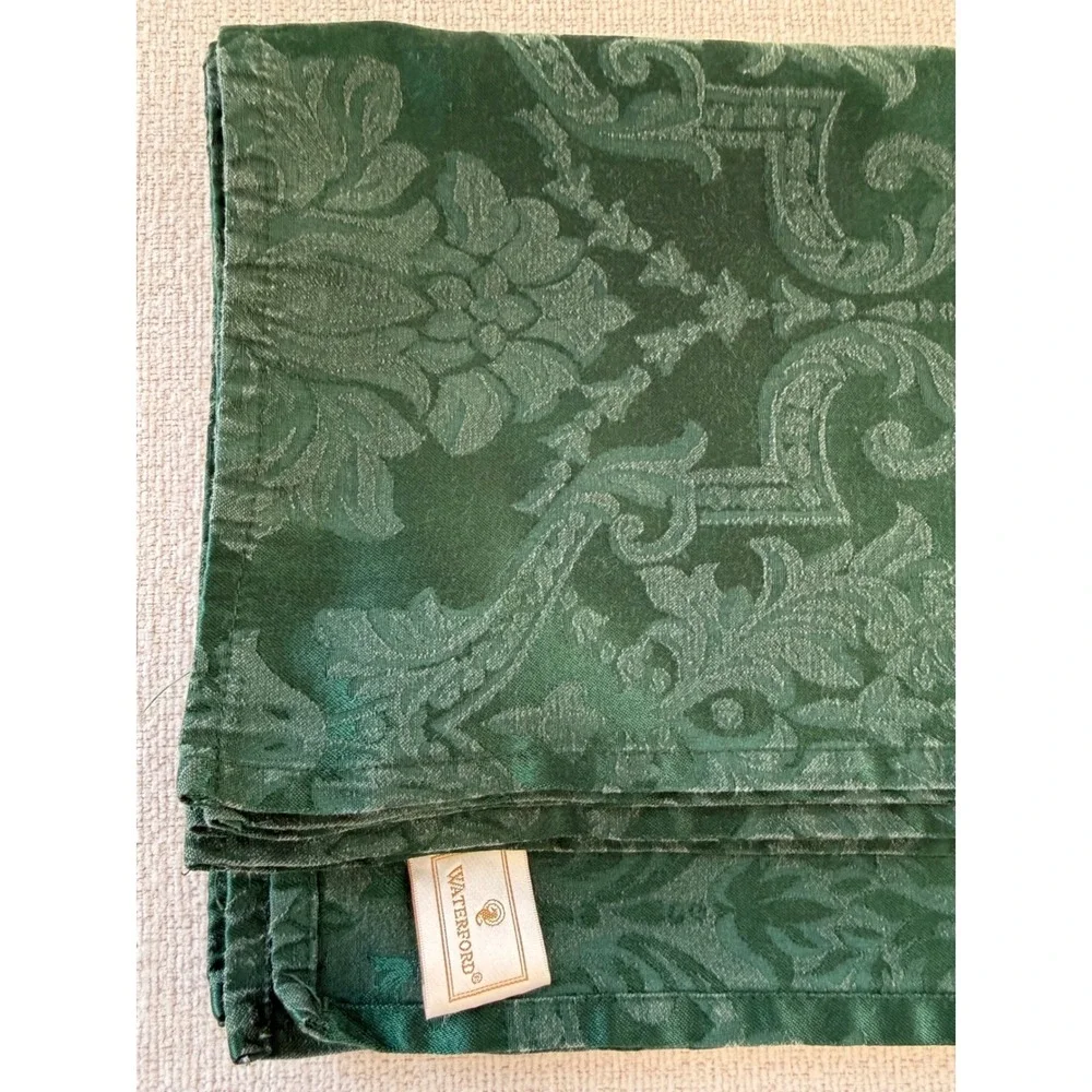 Vintage Waterford Green Damask Napkins  Set of 7 Holiday Christmas Dinner 18